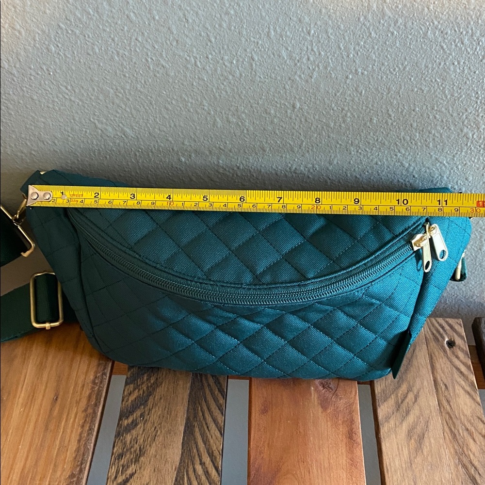Canvelle Limited Classic Quilted Fanny Pack - Picture 4 of 6